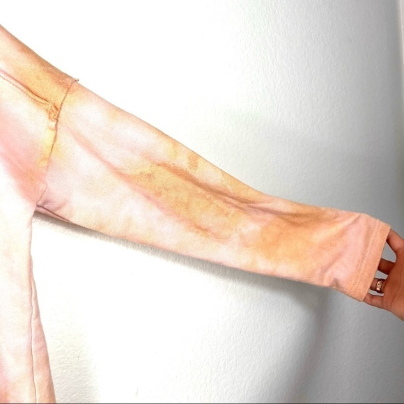 Lulus rusty tie dye pullover size S - Picture 6 of 9